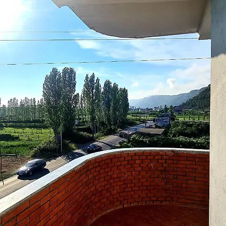 Nicola * Lezhë